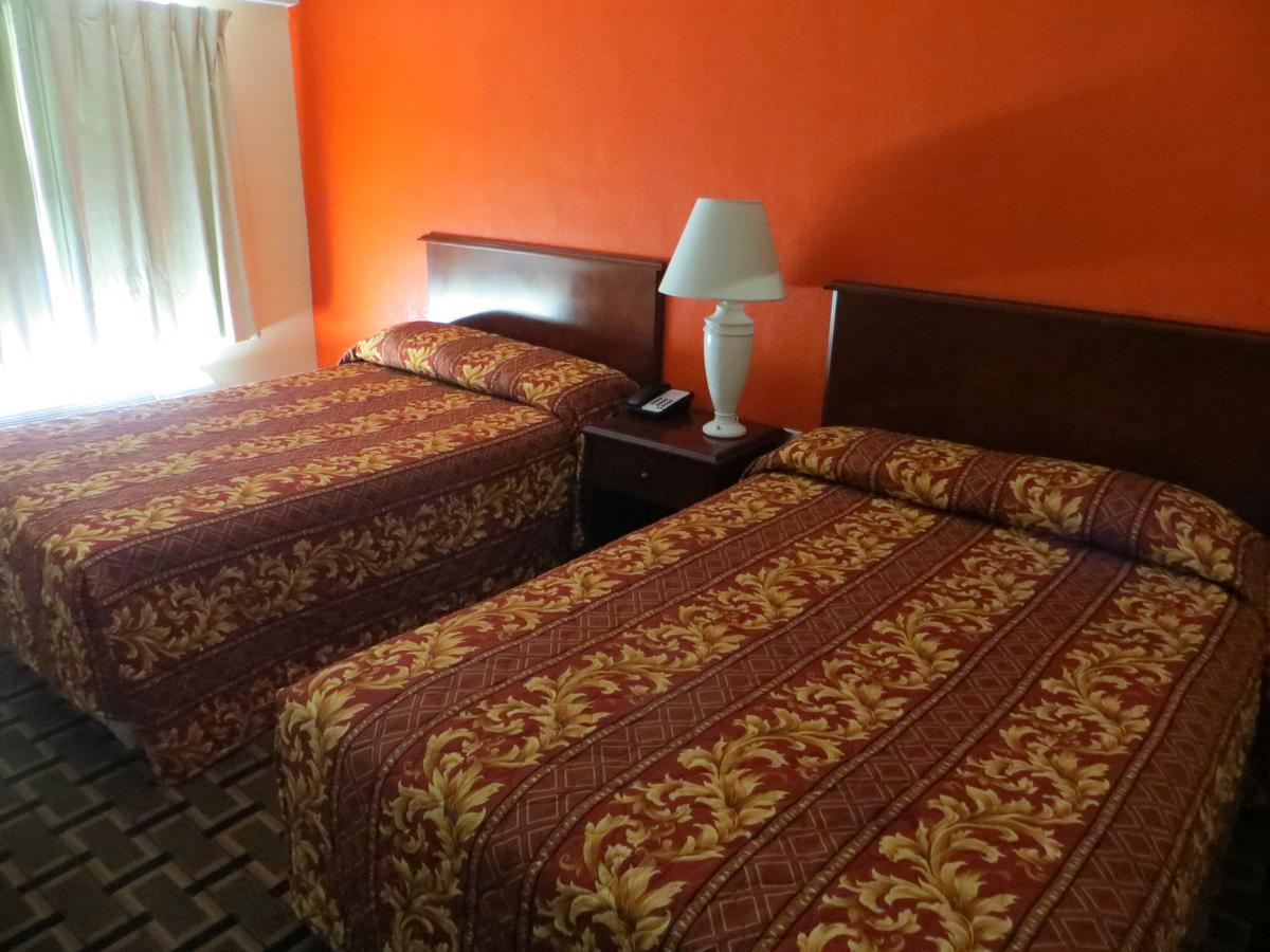 Budget Inn Cocoa Εξωτερικό φωτογραφία